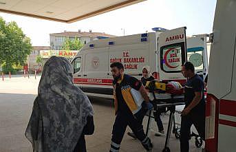 Bursa'da ikinci kattaki evin penceresinden düşen çocuk ağır yaralandı