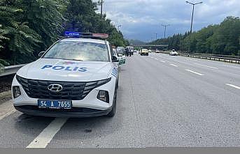 Anadolu Otoyolu'nda otomobillerin karıştığı kazada 3'ü çocuk 5 kişi yaralandı