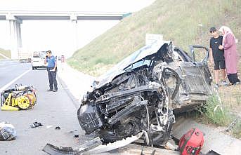 Tuzla'da devrilen otomobilde aynı aileden 4 kişi yaralandı