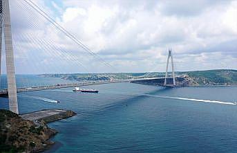 Ukrayna'dan yola çıkan mısır yüklü gemi İstanbul'dan hareket etti
