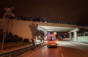 Bursa'da köprülü kavşaktan düşen motosikletin sürücüsü ağır yaralandı