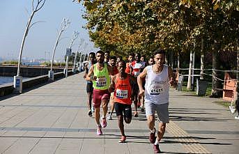 9'uncu Cumhuriyet Koşusu ve Çocuk Maratonu düzenlendi