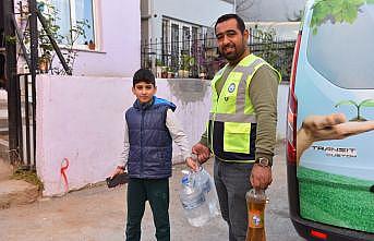 Bursa'da 1 litre atık yağ getirene 10 litre su kampanyası başlatıldı