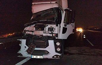 Bursa'da arızalanan aracından inen tanker sürücüsü kamyonun çarpması sonucu öldü