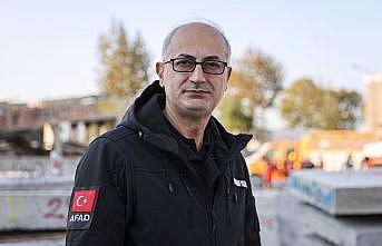 İstanbul'da ''Deprem Anı, Çök-Kapan-Tutun Tahliye Tatbikatı''