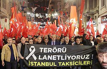 İstanbul'daki taksi şoförleri, terör saldırısında yaşamını yitirenleri İstiklal Caddesi'nde andı