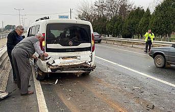 Edirne'de hafif ticari araçların çarpıştığı kazada bir kişi yaralandı