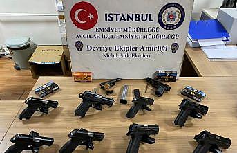 İstanbul'da kaçak silah ticareti iddiasıyla 8 zanlı yakalandı