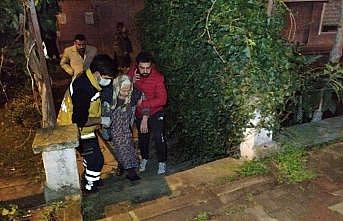 Bursa'da gaz sızıntısından zehirlenen yaşlı kadın hastaneye kaldırıldı