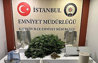 İstanbul'da uyuşturucu operasyonunda yakalanan 3 kişi tutuklandı