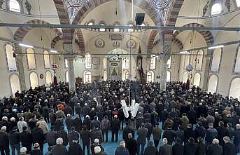 Bursa ve çevre illerde depremde vefat edenler için gıyabi cenaze namazı kılındı