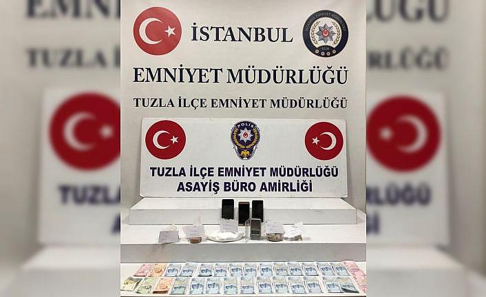 İstanbul'da uyuşturucu operasyonunda 3 zanlı tutuklandı