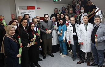 Bağımsız Türkiye Partisi (BTP) Genel Başkanı Hüseyin Baş, 14 Mart Tıp Bayramı nedeniyle düzenlenen programa katıldı