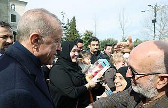 Cumhurbaşkanı Erdoğan Fatih'te esnaf ziyareti yaptı