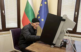 Bulgaristan'daki erken seçim kapsamında Bursa ve çevre illerde oy verme işlemi sürüyor