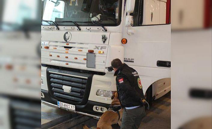 Edirne'de uyuşturucu operasyonlarında 30 zanlı gözaltına alındı