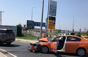 Arnavutköy'deki trafik kazasında 3 kişi yaralandı