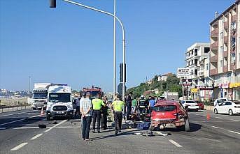 Tekirdağ'da iki otomobilin çarpıştığı kazada 1 kişi öldü, 4 kişi yaralandı