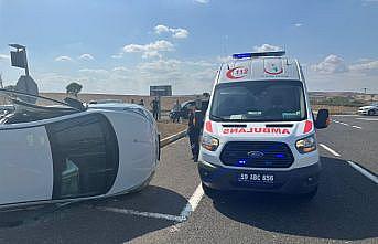Tekirdağ'da minibüs ve otomobilin çarpıştığı kazada 3 kişi yaralandı