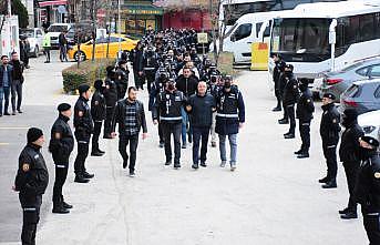 Eskişehir merkezli 5 ilde “Kafes-18 Operasyonu“nda yakalanan şüpheliler adliyeye sevk edildi