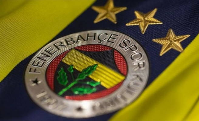 Fenerbahçe'de yeni transferler için imza töreni