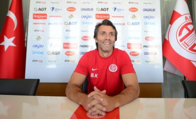 Antalyaspor teknik direktörü Korkmaz: Sivasspor maçını kazanırsak daha iyi olacağız