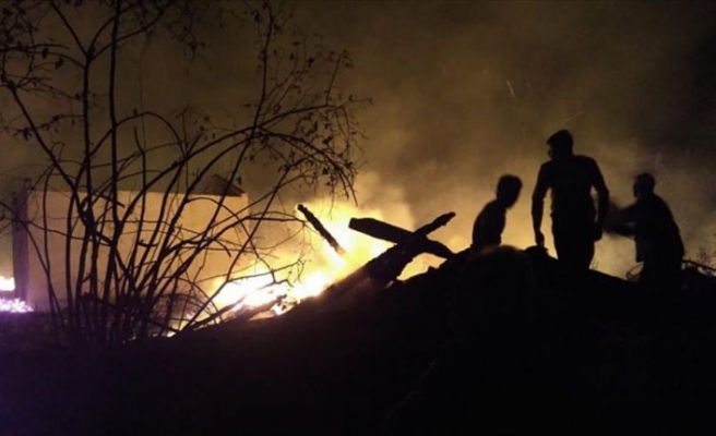 Kastamonu'da yangın: 8 ev kullanılamaz hale geldi