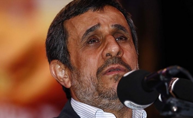 Ahmedinejad kapsamlı gösteri için yönetimden izin istedi