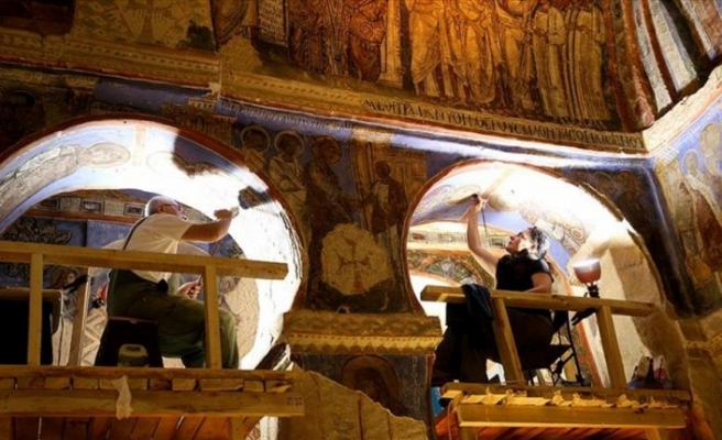 Bin yıllık fresklere Türk ve İtalyan dokunuşu