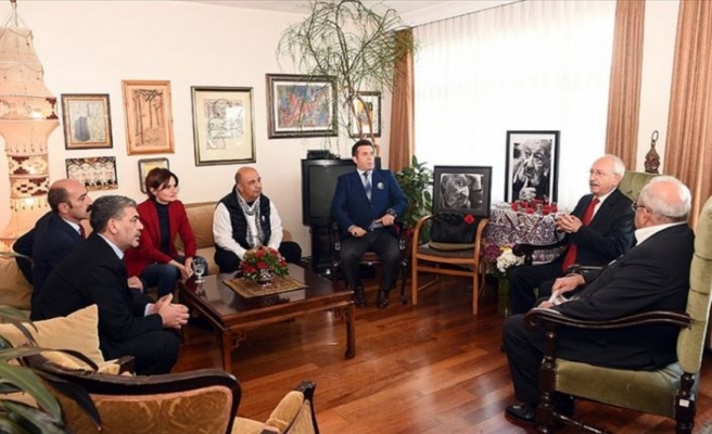 Kılıçdaroğlu'ndan Ara Güler'in ailesine taziye ziyareti