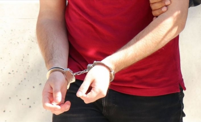 Manisa merkezli FETÖ operasyonlarında 17 gözaltı