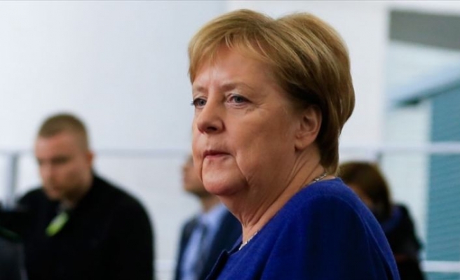 Merkel'den Suudi Arabistan'a silah ihraç etmeme kararı