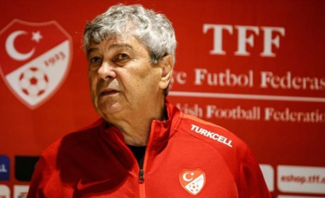 A Milli Futbol Takımı Teknik Direktörü Lucescu: İşime devam ediyorum