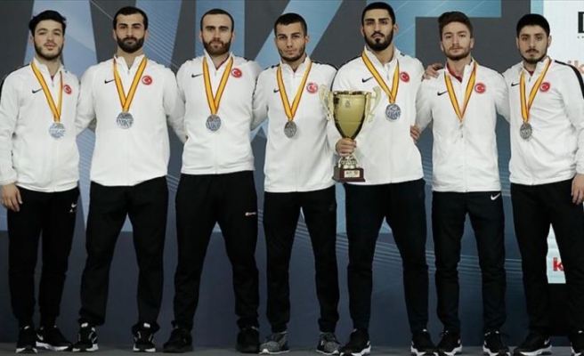 Millilerden Dünya Karate Şampiyonası'nda 6 madalya