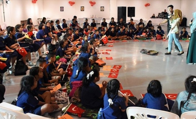 Taylandlı çocuklara 'Arkadaşım Türkiye' etkinliği