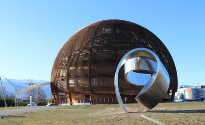 CERN'de Türk iş dünyasının 'topuk sesleri'