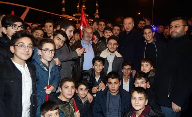 Cumhurbaşkanı Erdoğan'dan öğrencilere sürpriz