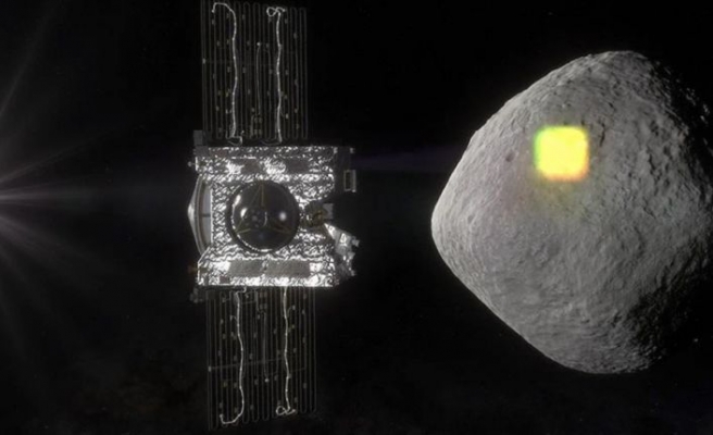 NASA uzay aracı gök taşında su kalıntıları buldu