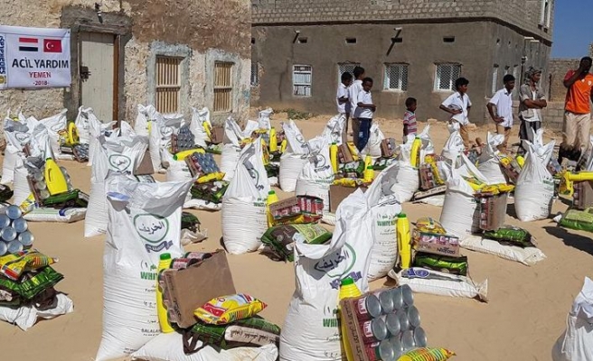 Sadakataşı Derneği'nden Yemen'de gıda yardımı