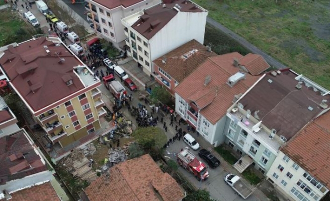 Sancaktepe'de düşen helikopterde yaralanan Yılmaz hastanede şehit oldu