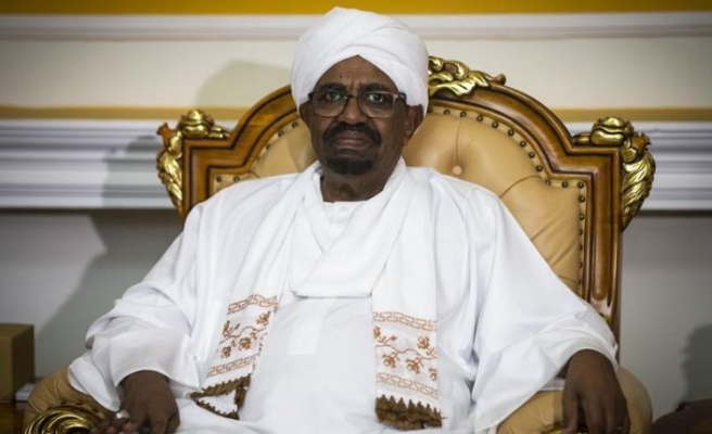 Sudan Devlet Başkanı Ömer el-Beşir: Sudan'daki ekonomik sıkıntının nedeni Batı'nın ambargosu