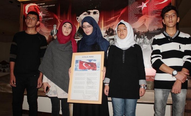 Suriyeli Türkmen gençlerden İstiklal Marşı klibi