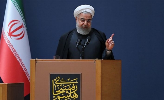İran Cumhurbaşkanı Ruhani: İran'ın ilk operasyonel uydusu günlük bilgi aktaracak
