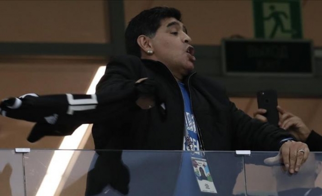 Maradona ameliyat edildi