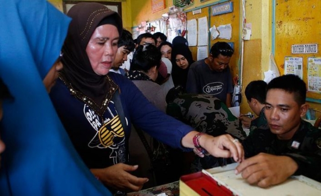 Moro referandumunda 'evet' açık farkla önde gidiyor