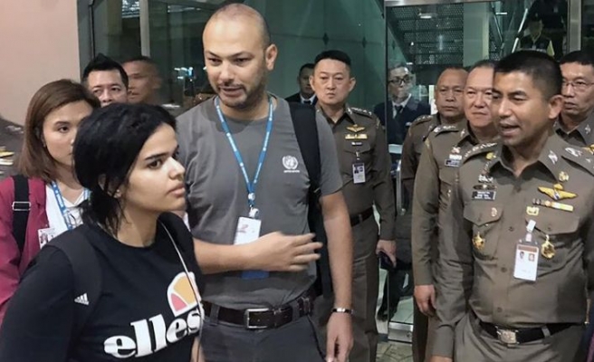 Taylandlı ve Suudi yetkililer alıkonulan Suudi kadını görüştü