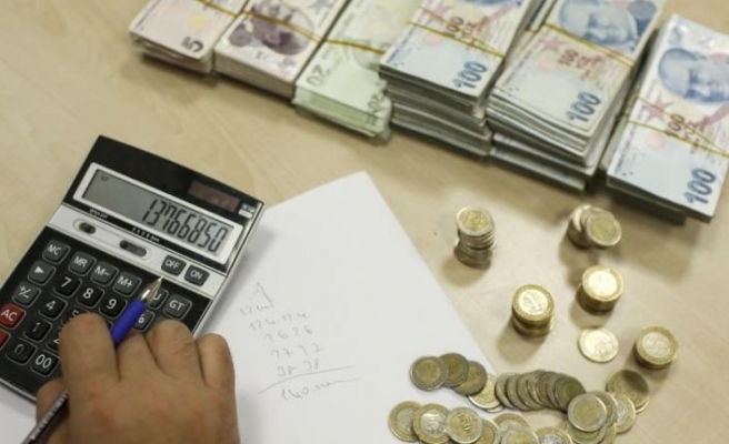 Türkiye'de vergi mükellefi sayısı 11 milyona yaklaştı