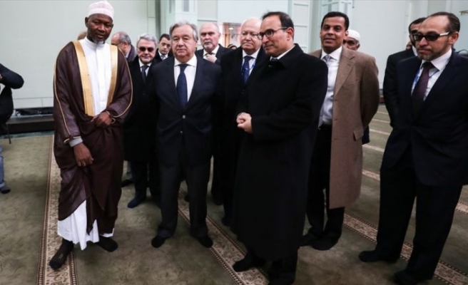 Guterres New York'ta cami ziyaretinde bulundu