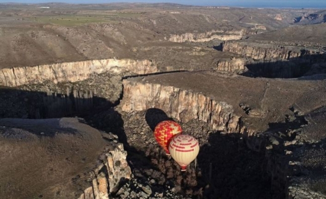 Kapadokya'da turistlerin balon turunda yeni adresi 'Ihlara'