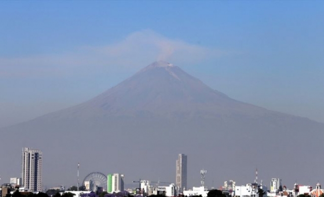 Meksika'daki Popocatepetl Yanardağı için alarm seviyesi yükseltildi